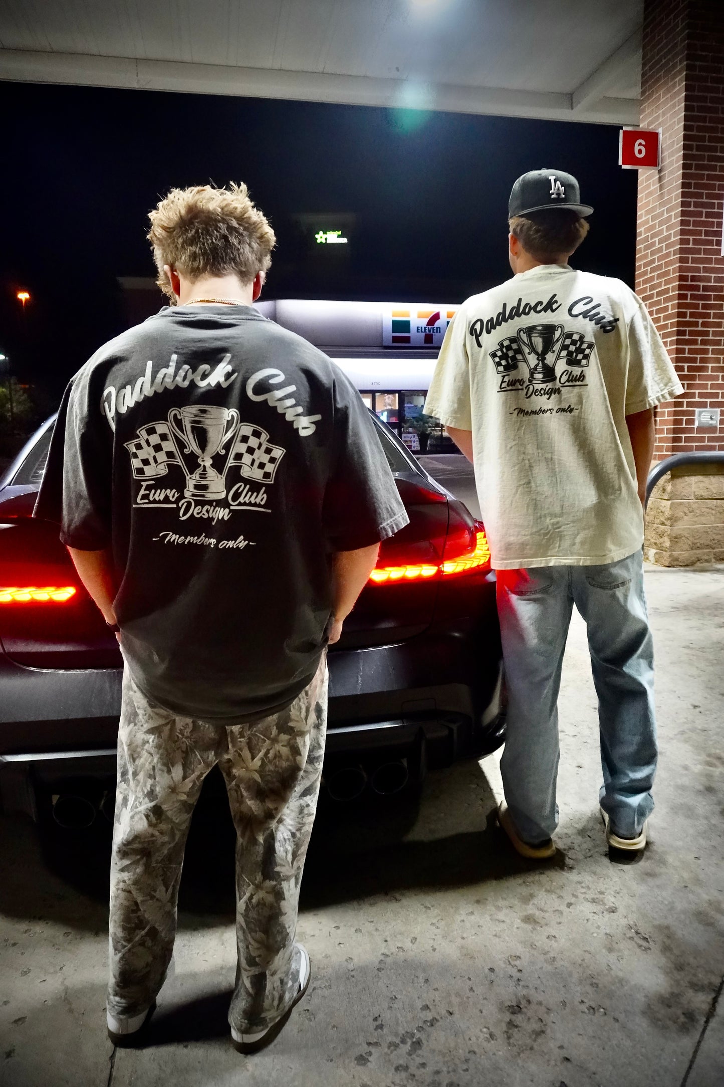 Paddock Club Shadow Black signature Tee